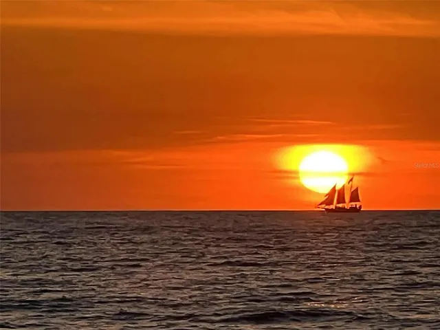 $925,000 | 121 99th Avenue, Treasure Island, FL 33706