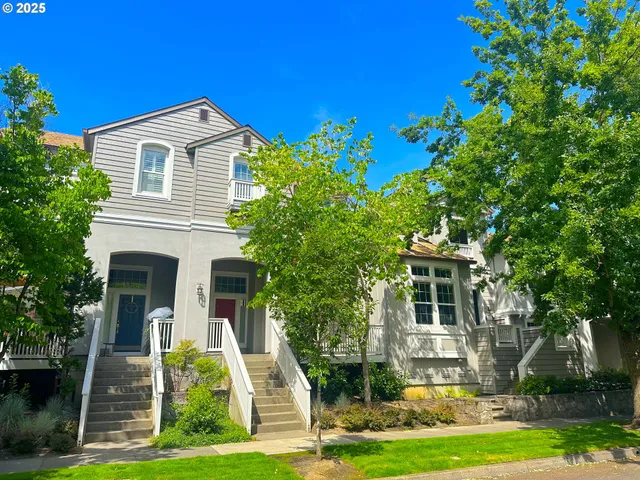 $399,999 | 6547 Northeast Brighton Street, Hillsboro, OR 97124