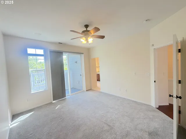 $399,999 | 6547 Northeast Brighton Street, Hillsboro, OR 97124