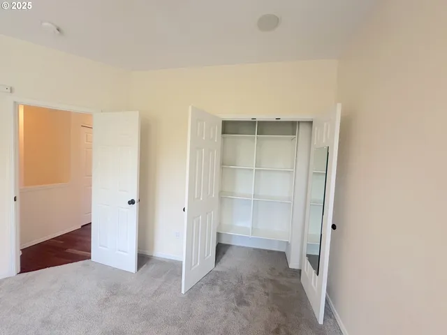 $399,999 | 6547 Northeast Brighton Street, Hillsboro, OR 97124