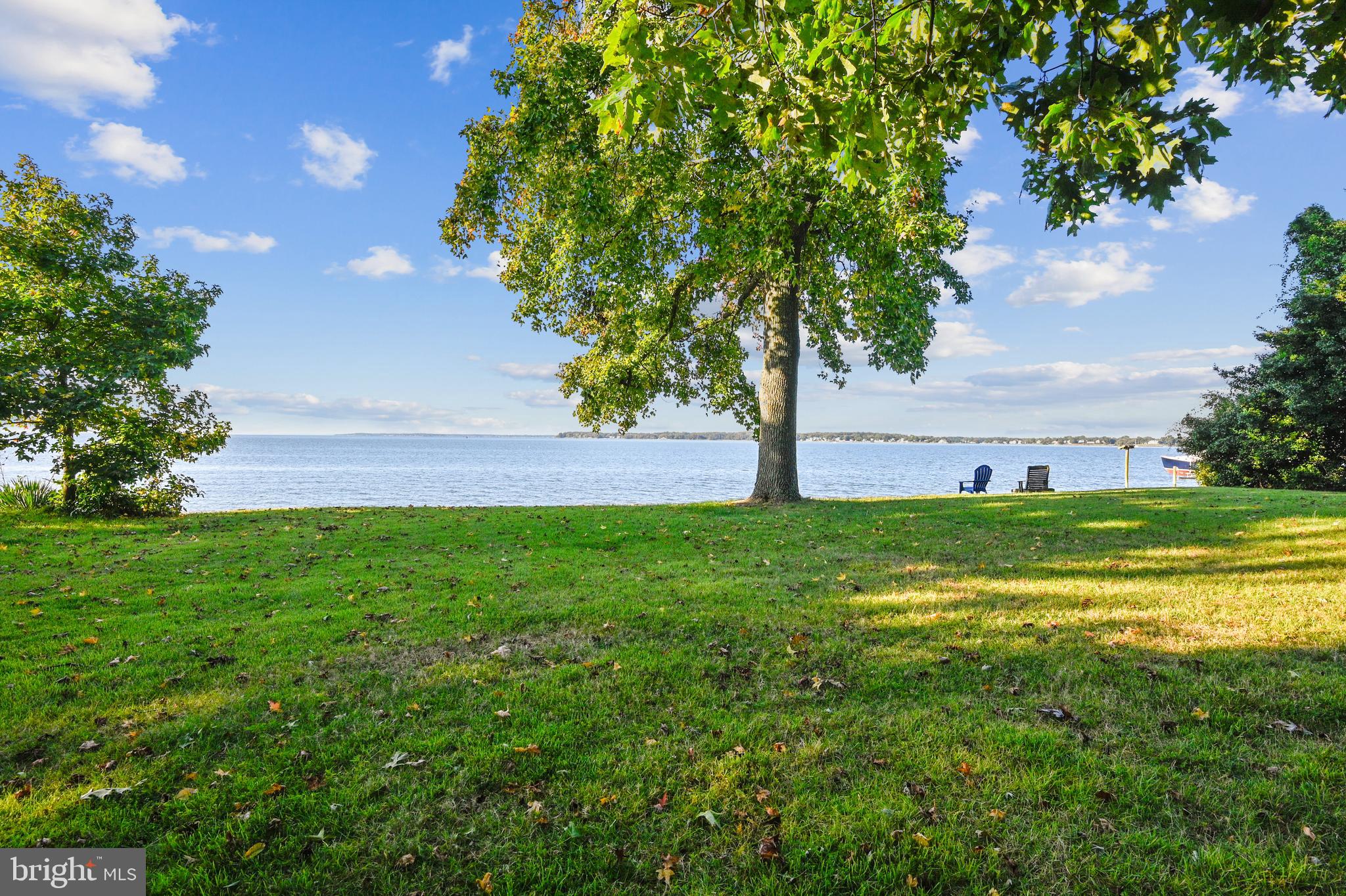3736 Thomas Point Road Annapolis, MD 21403 - Photo 19 of 49 Croquet or badminton anyone?