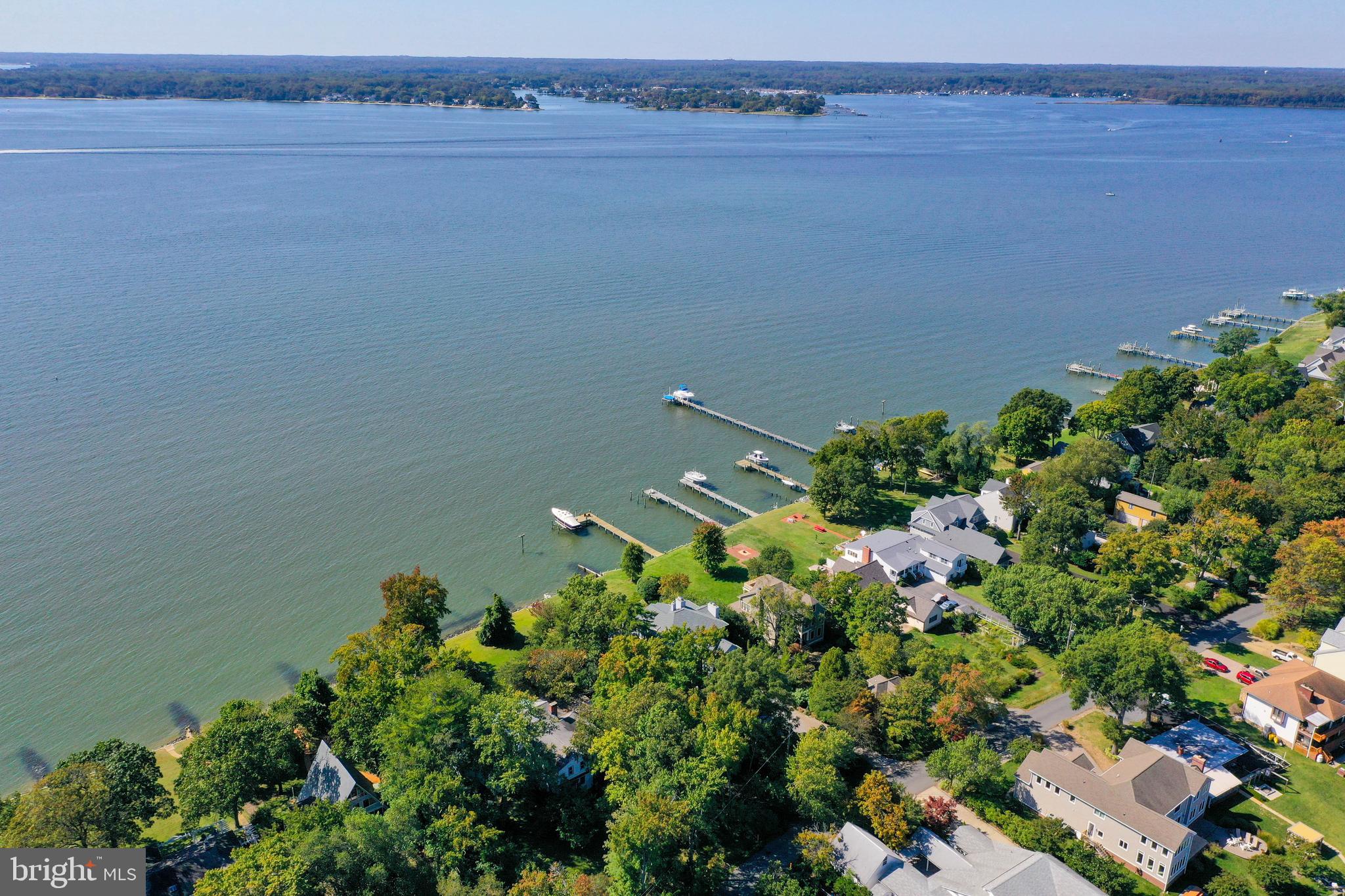 3736 Thomas Point Road Annapolis, MD 21403 - Photo 36 of 49 View looking West of the Edgewater shore line