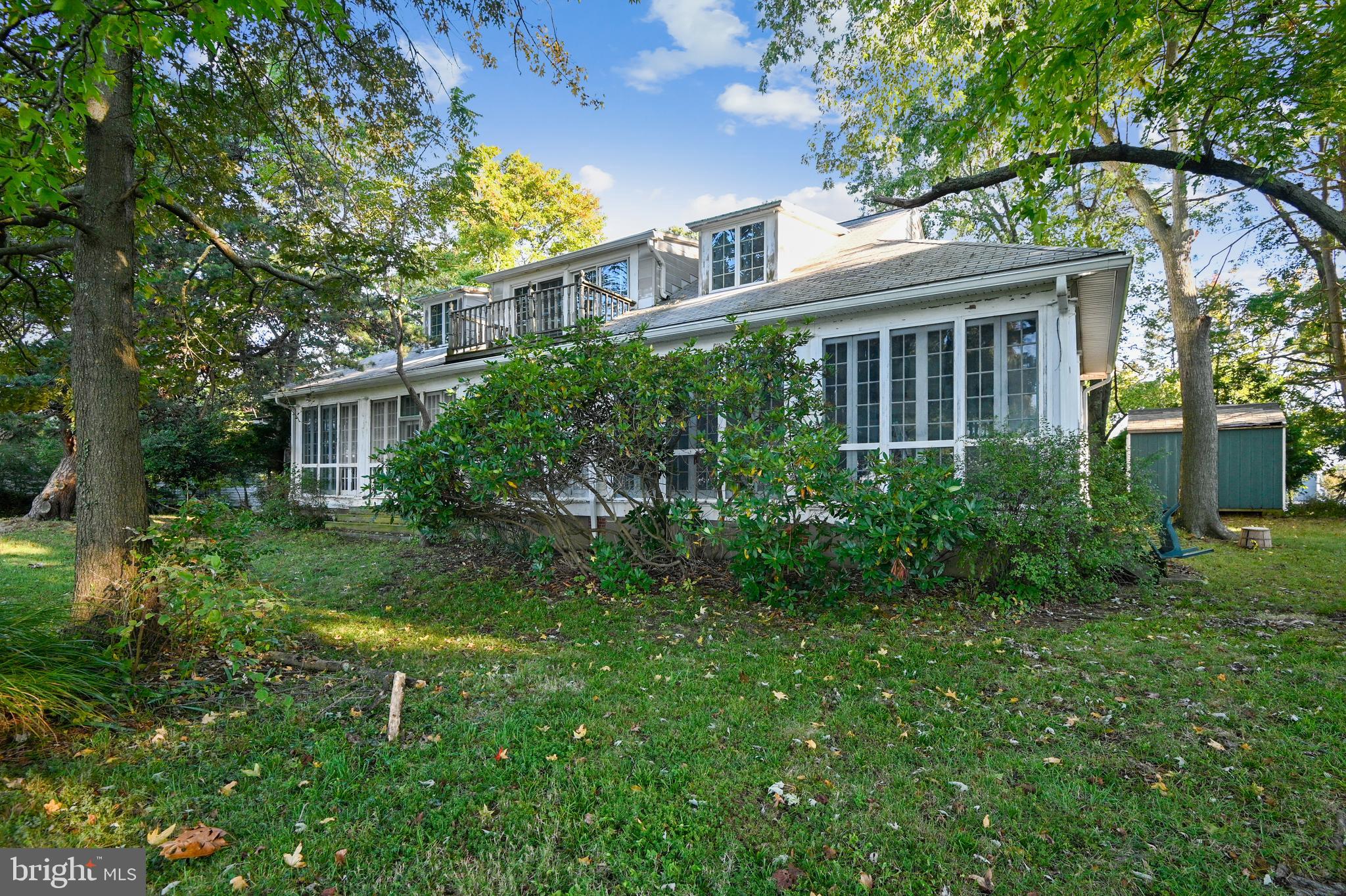 3736 Thomas Point Road Annapolis, MD 21403 - Photo 7 of 49 Riverside view of the existing home