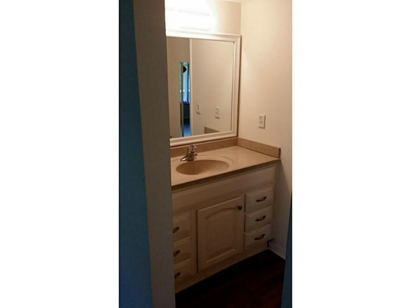 159 Northwest 70th Street, Unit 602 Boca Raton, FL 33487 - Photo 12 of 12 Bathroom