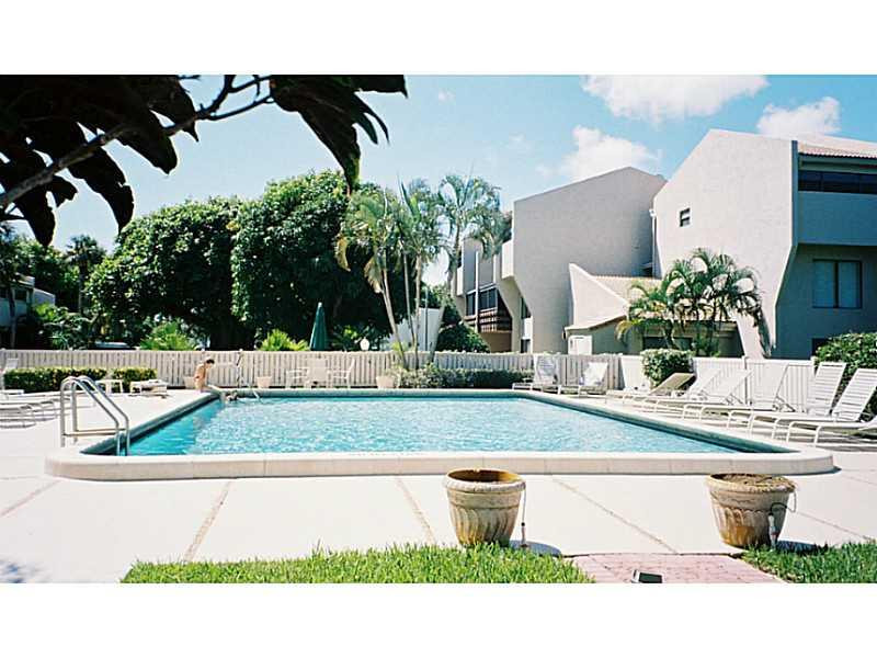 159 Northwest 70th Street, Unit 602 Boca Raton, FL 33487 - Photo 5 of 12 Pool