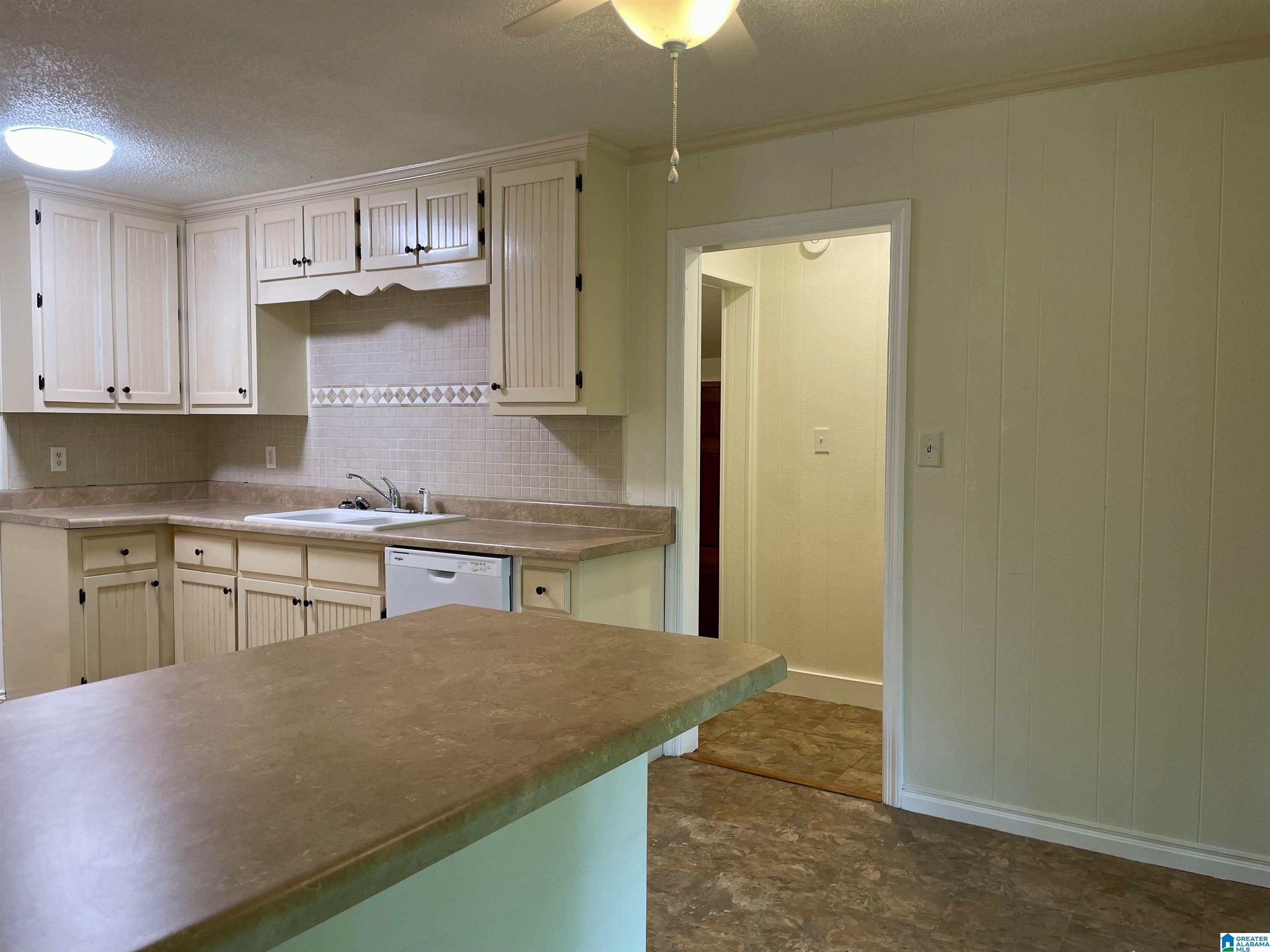 658 Odum Road Gardendale, AL 35071 - Photo 13 of 33
