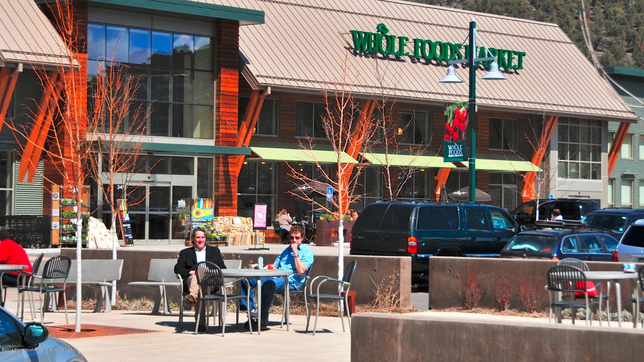 200 Evans Road, Unit 101 Basalt, CO 81621 - Photo 37 of 53 a view of retail shops
