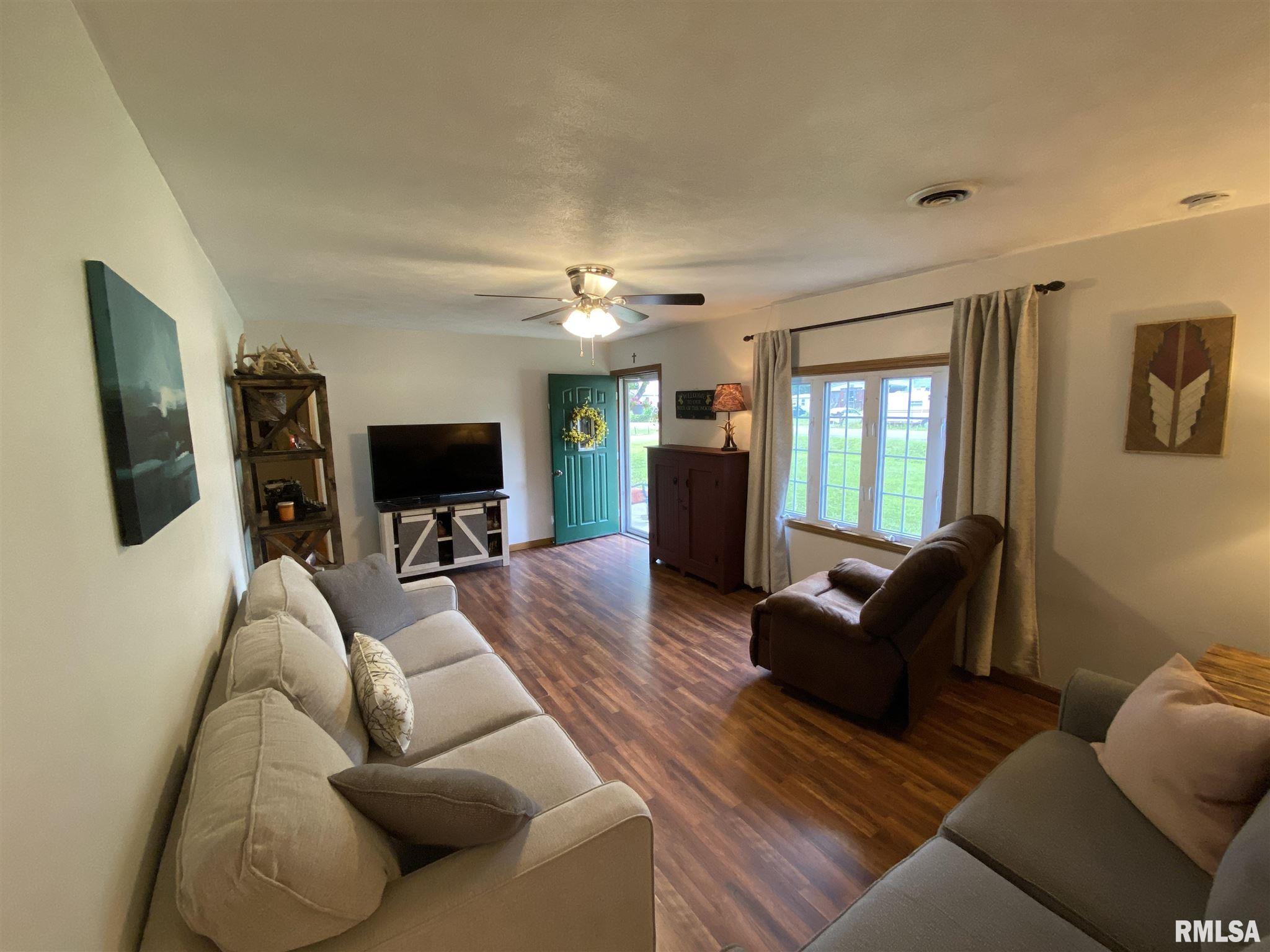 862 West Harrison Road Murphysboro, IL 62966 - Photo 4 of 50