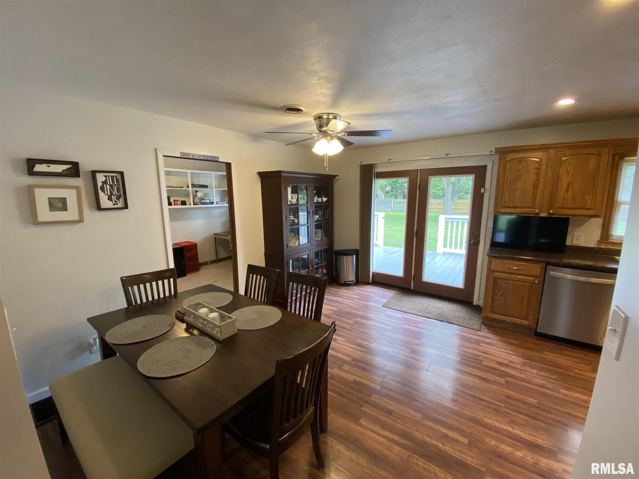 862 West Harrison Road Murphysboro, IL 62966 - Photo 5 of 50