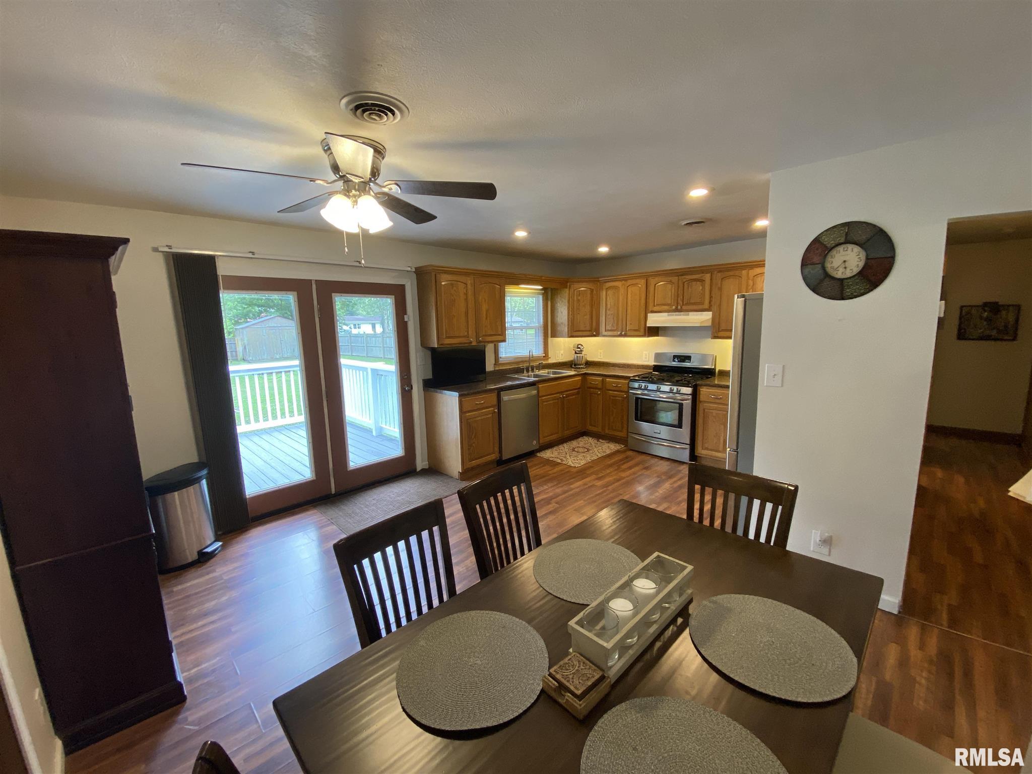 862 West Harrison Road Murphysboro, IL 62966 - Photo 6 of 50