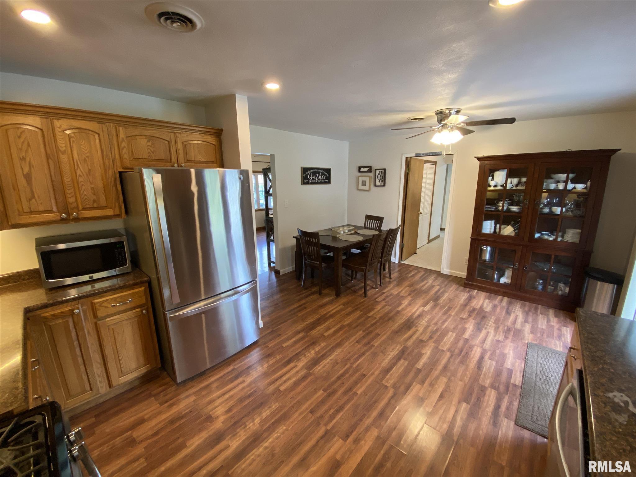 862 West Harrison Road Murphysboro, IL 62966 - Photo 7 of 50