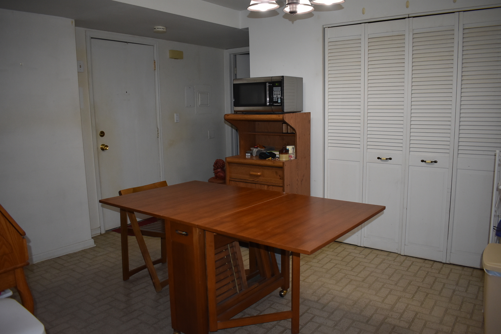 844 Village Quarter Road, Unit B5 West Dundee, IL 60118 - Photo 10 of 19