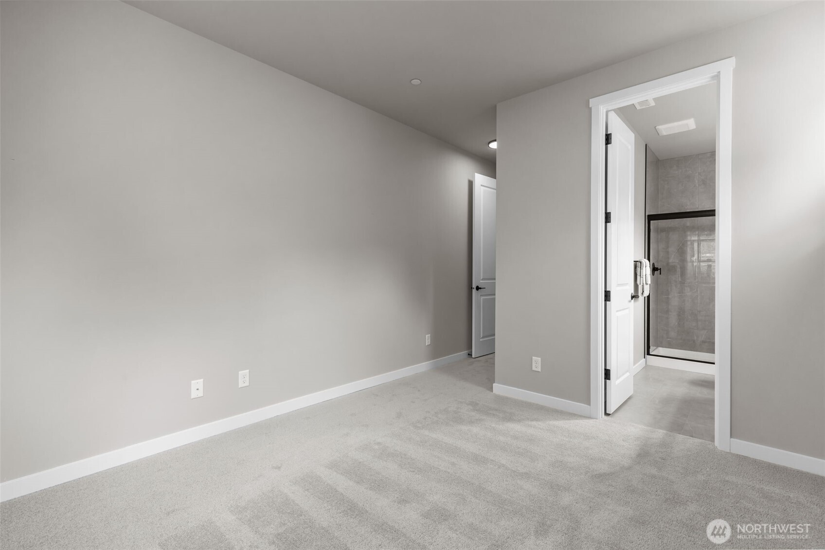 24224 Brier Road Brier, WA 98036 - Photo 11 of 19 an empty room with an entryway