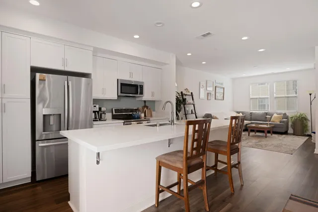 $1,055,000 | 507 Bolinas Way, Unit 103, Goleta, CA 93117