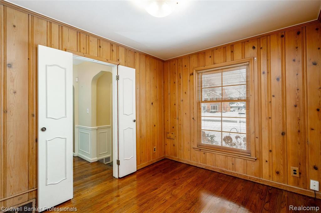 559 Pemberton Road Grosse Pointe Park, MI 48230 - Photo 19 of 44