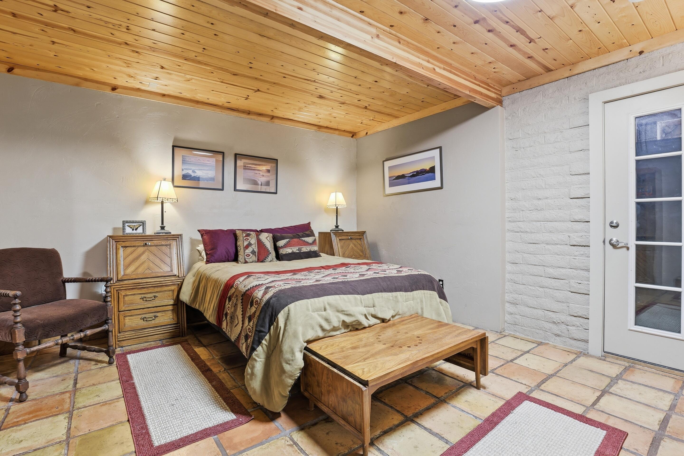 407 West Frontier Street Payson, AZ 85541 - Photo 13 of 33 Main House Lower Level Bedroom (1)