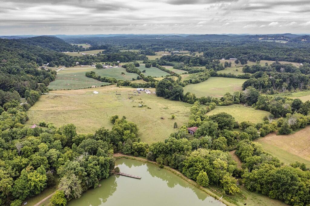 214 County Road 67 Riceville, TN 37370 - Photo 5 of 85 ri65