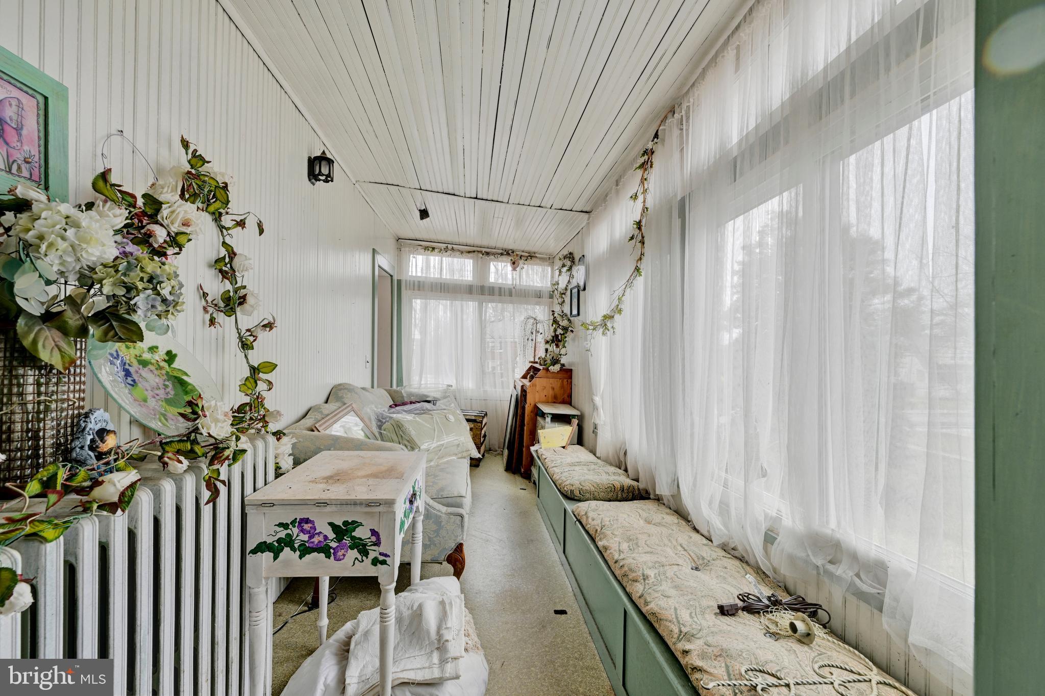 6500 Old Harford Road Baltimore, MD 21214 - Photo 20 of 31 Sunporch on 2nd Level