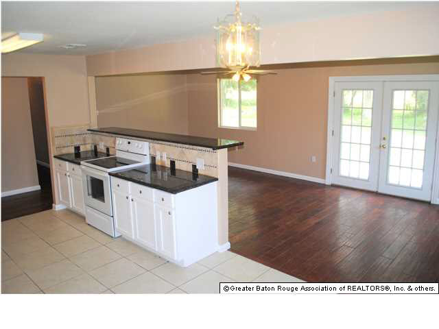 17050 Marty Low Road Prairieville, LA 70769 - Photo 5 of 14 Gallery Image 5