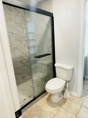 $239,900 | 1225 Clover Drive, Angleton, TX 77515