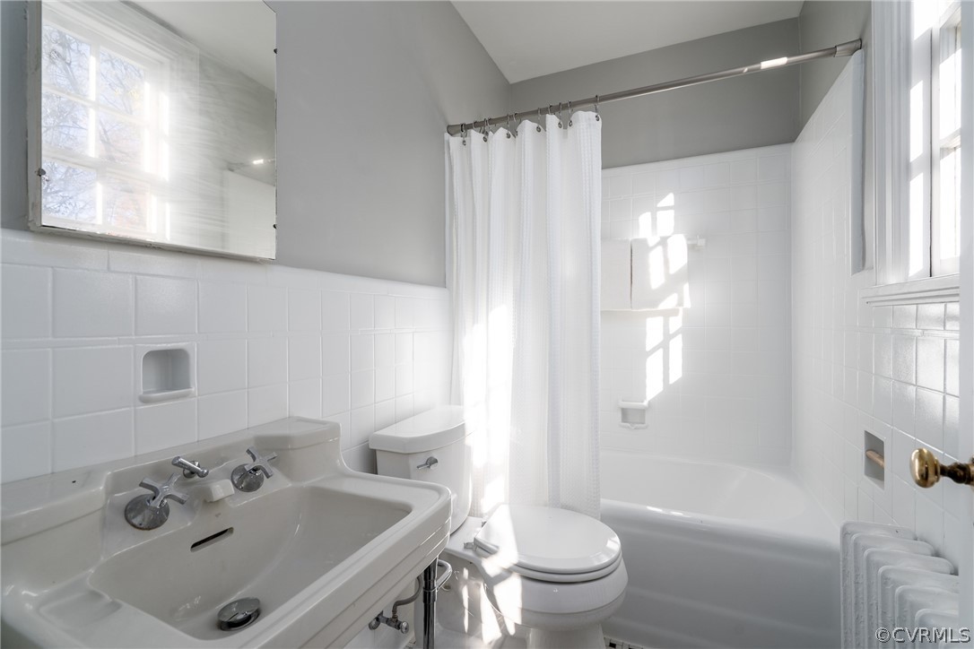 9 River Road Richmond, VA 23226 - Photo 24 of 46 Nursery En Suite Bathroom.