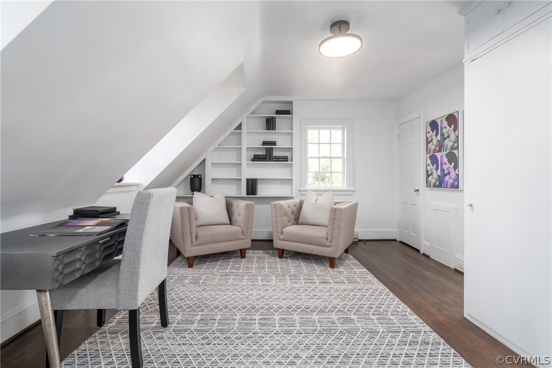 9 River Road Richmond, VA 23226 - Photo 25 of 46 Bedroom 5. Hardwood, Built-Ins.