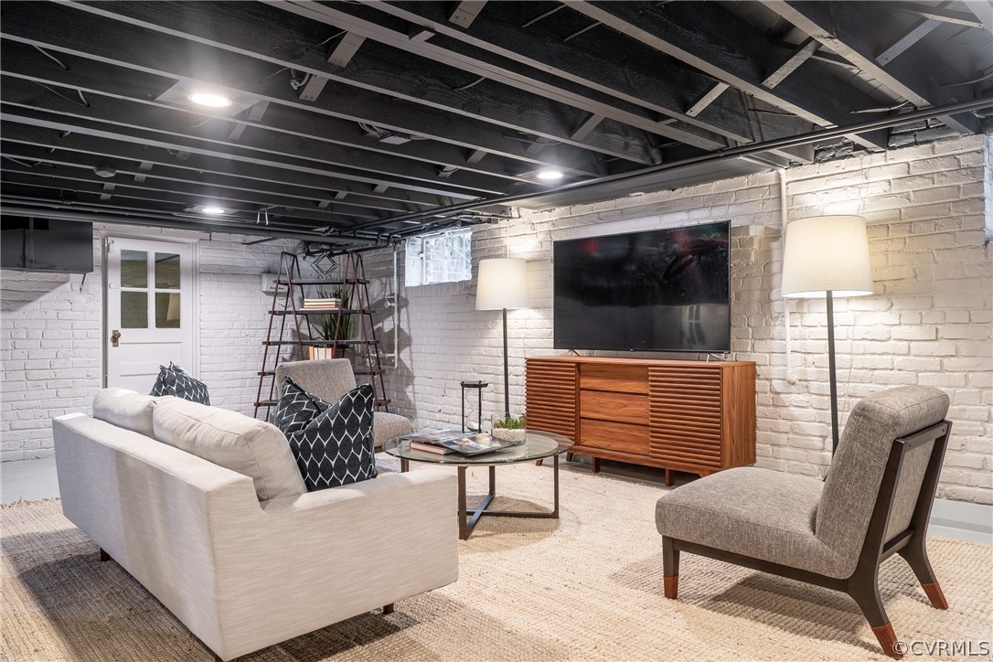 9 River Road Richmond, VA 23226 - Photo 35 of 46 Lower Level Family Room. To Garden Room and Garage