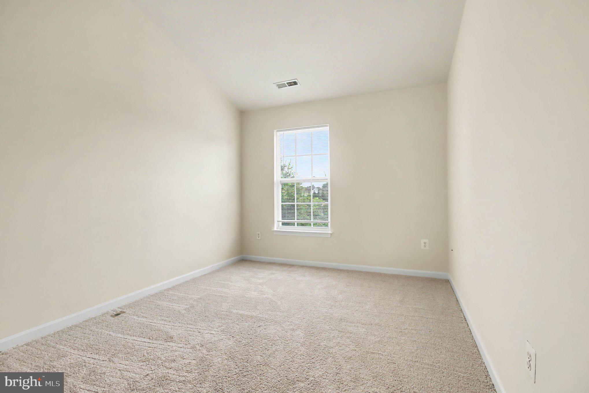 9715 Luguna Road Baltimore, MD 21220 - Photo 10 of 29