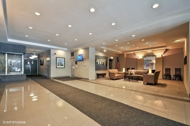 6157 North Sheridan Road, Unit 14K Chicago, IL 60660 - Photo 14 of 17
