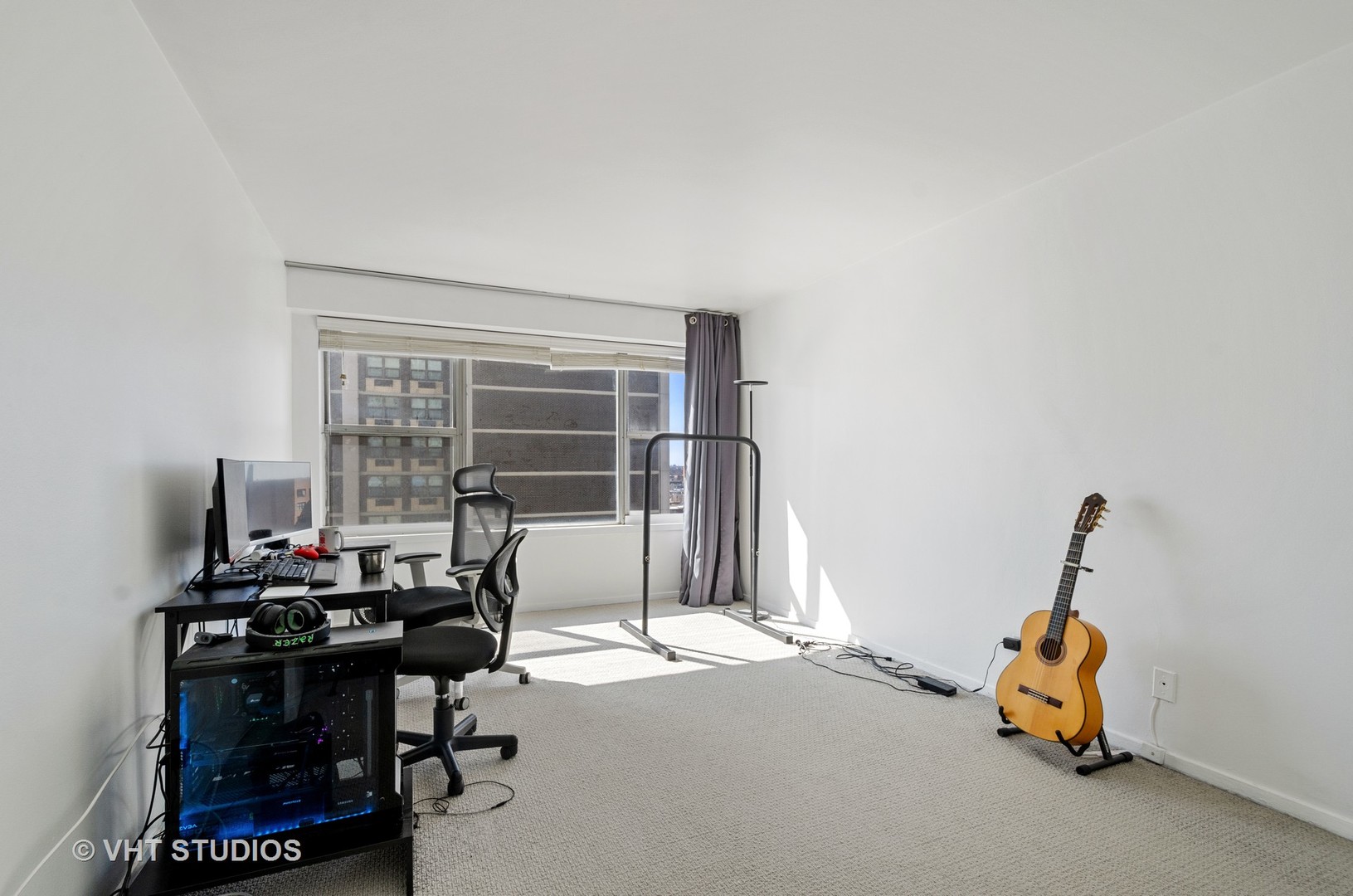 6157 North Sheridan Road, Unit 14K Chicago, IL 60660 - Photo 8 of 17