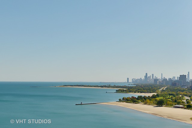 6157 North Sheridan Road, Unit 14K Chicago, IL 60660 - Photo 10 of 17