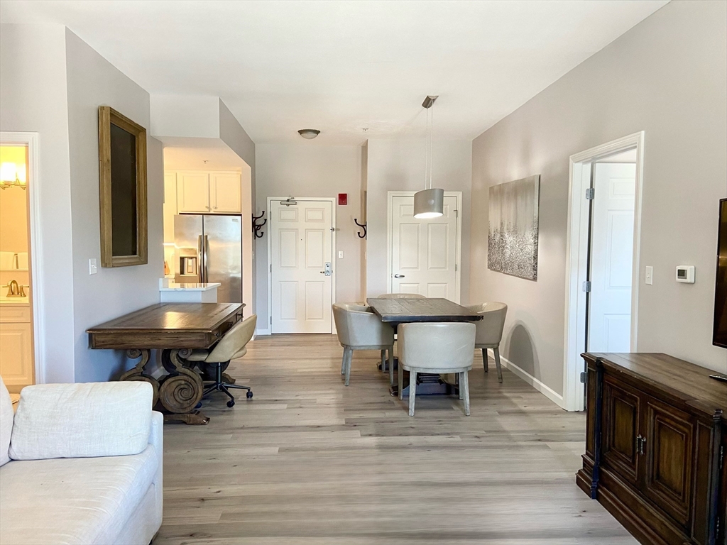 36 Village Road, Unit 306 Middleton, MA 01949 - Photo 2 of 13