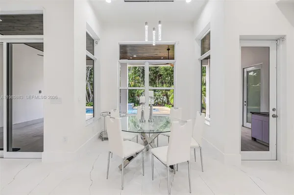 $2,894,000 | 11780 Northeast 8th Avenue, Biscayne Park, FL 33161