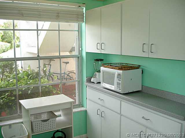 1860 Southwest Palm City Road, Unit 106 Stuart, FL 34994 - Photo 9 of 15 Kitchen.