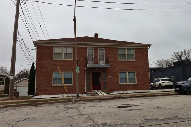 $755,000 | 2312 North 71st Street, Wauwatosa, WI 53213