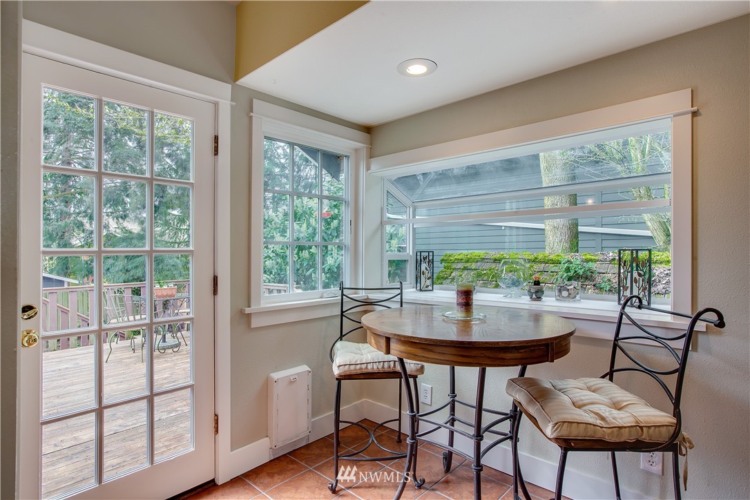 557 North 72nd Street Seattle, WA 98103 - Photo 12 of 25 Gallery Image 12