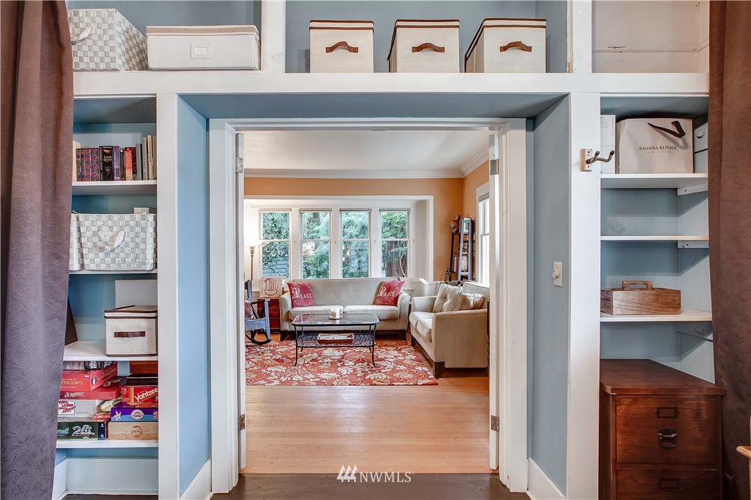 557 North 72nd Street Seattle, WA 98103 - Photo 7 of 25 Gallery Image 7