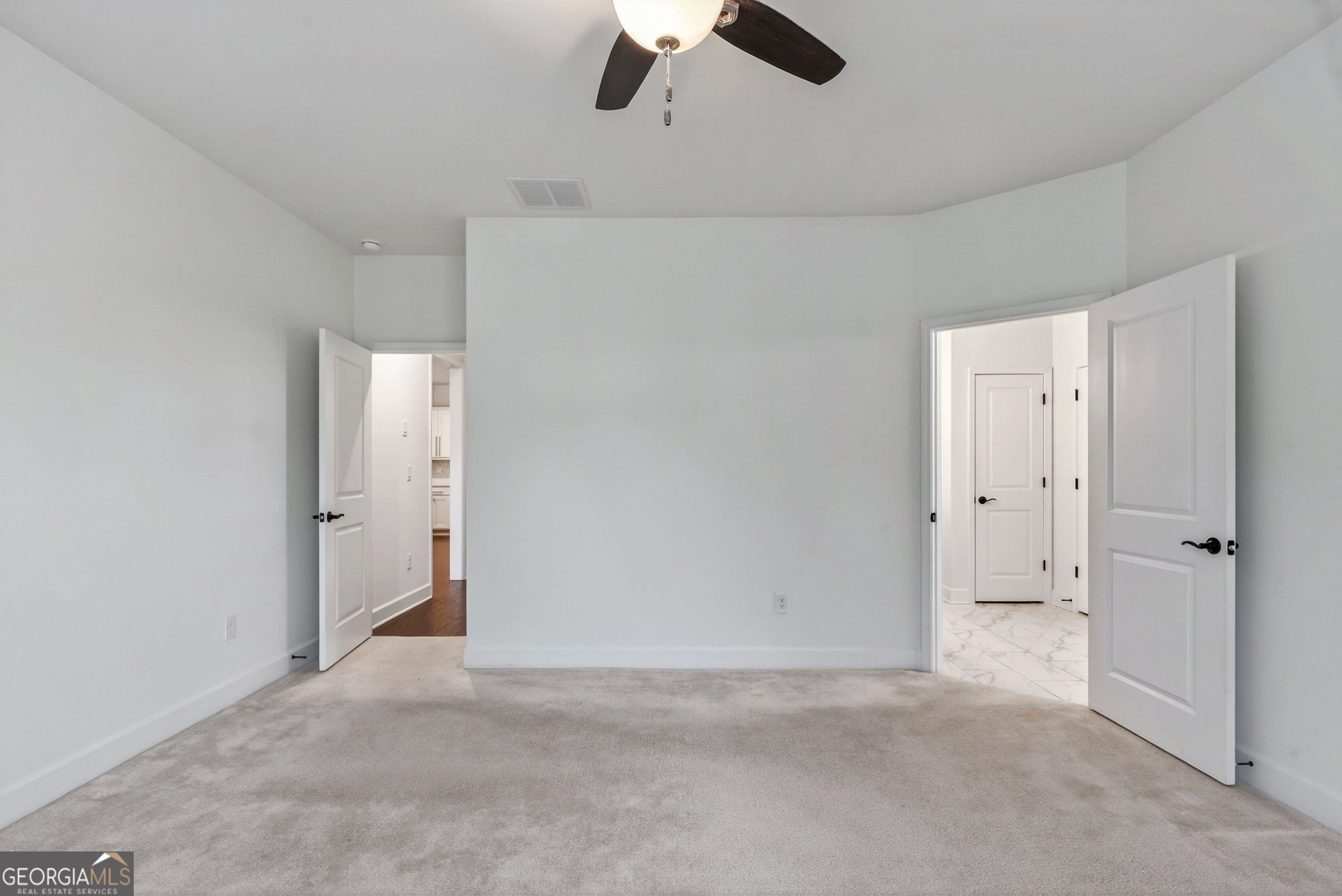 1060 Lone Oak Road Greensboro, GA 30642 - Photo 17 of 26 a view of an empty room