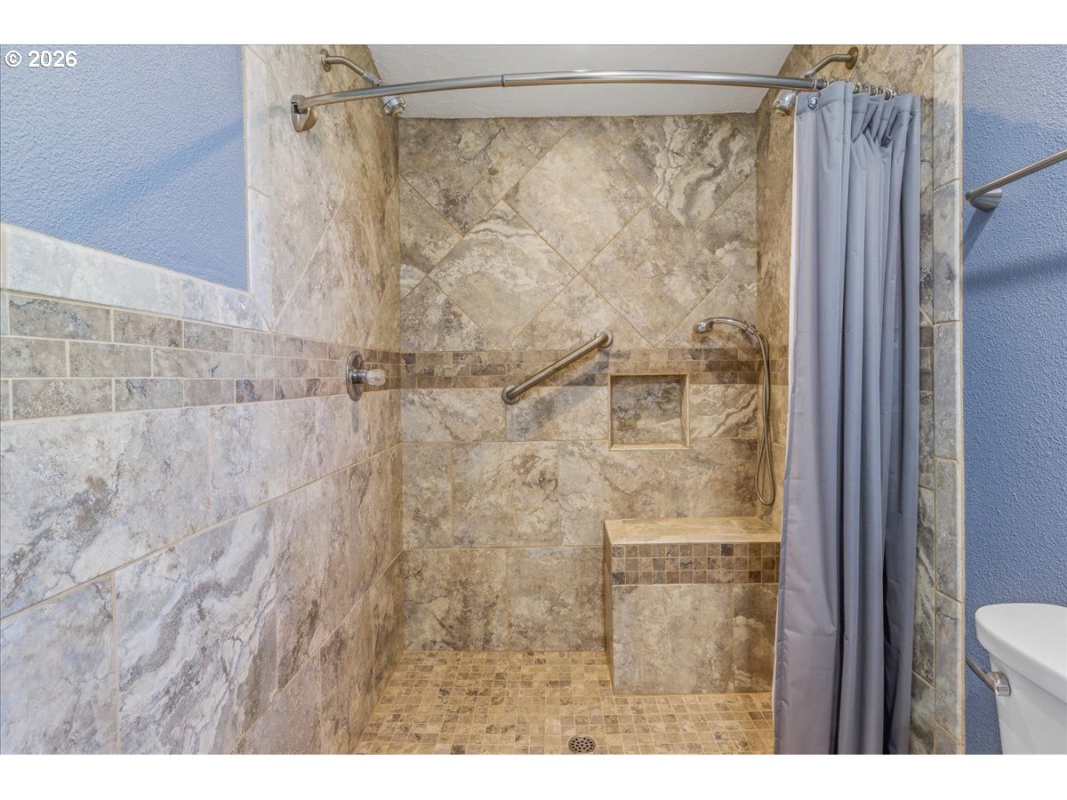 475 East 9th Street Rainier, OR 97048 - Photo 17 of 43 a bathroom with a shower