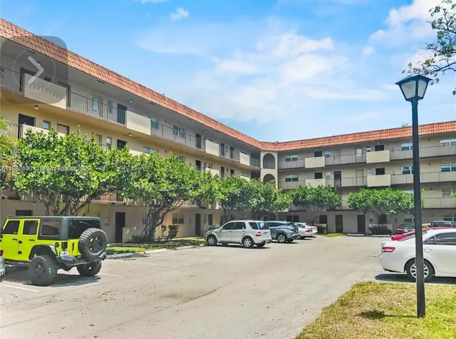 $179,000 | Inverrary, Lauderhill, FL 33319