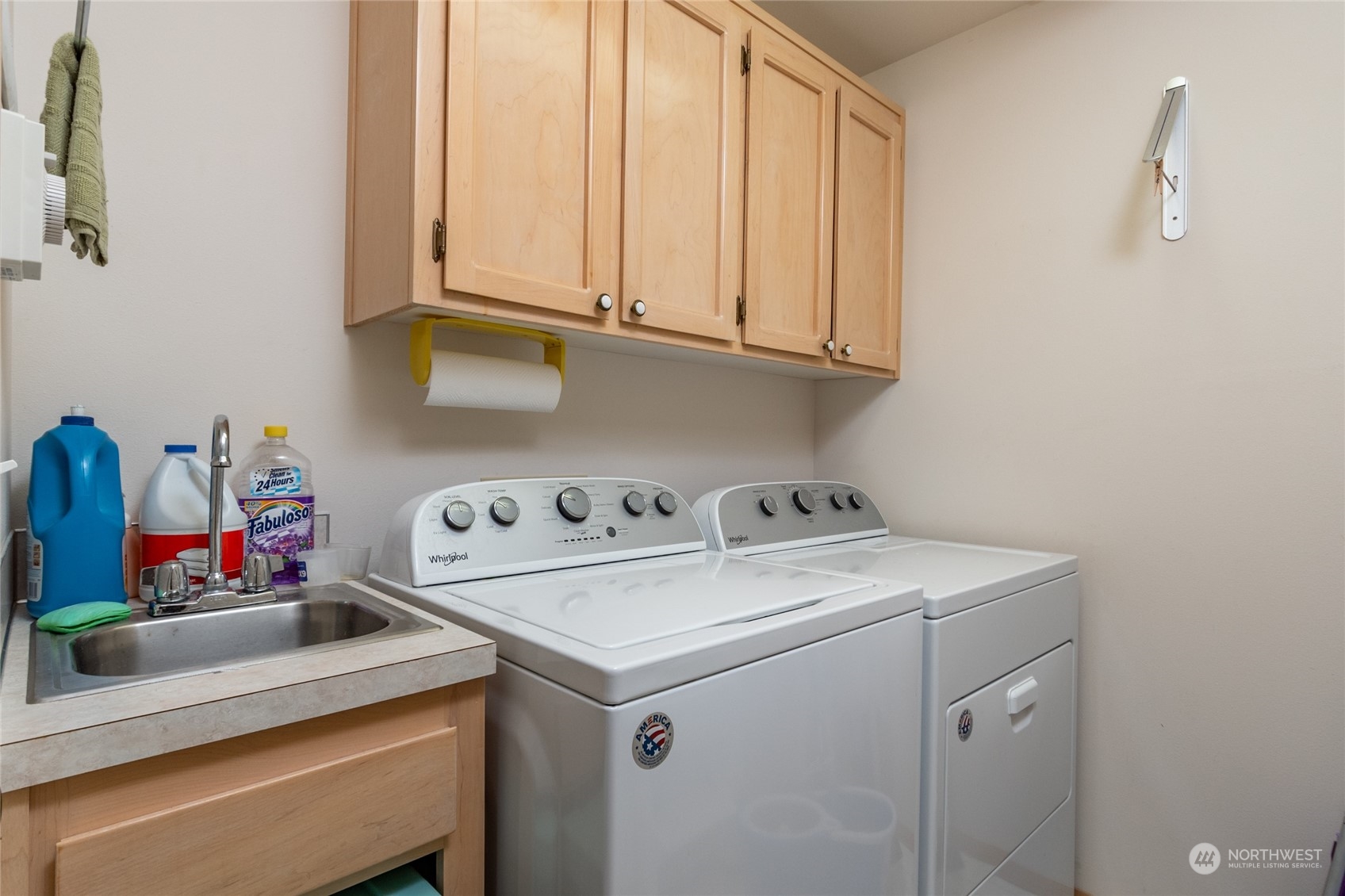 2475 Southwest Talon Loop Oak Harbor, WA 98277 - Photo 24 of 27 a utility room with dryer and washer