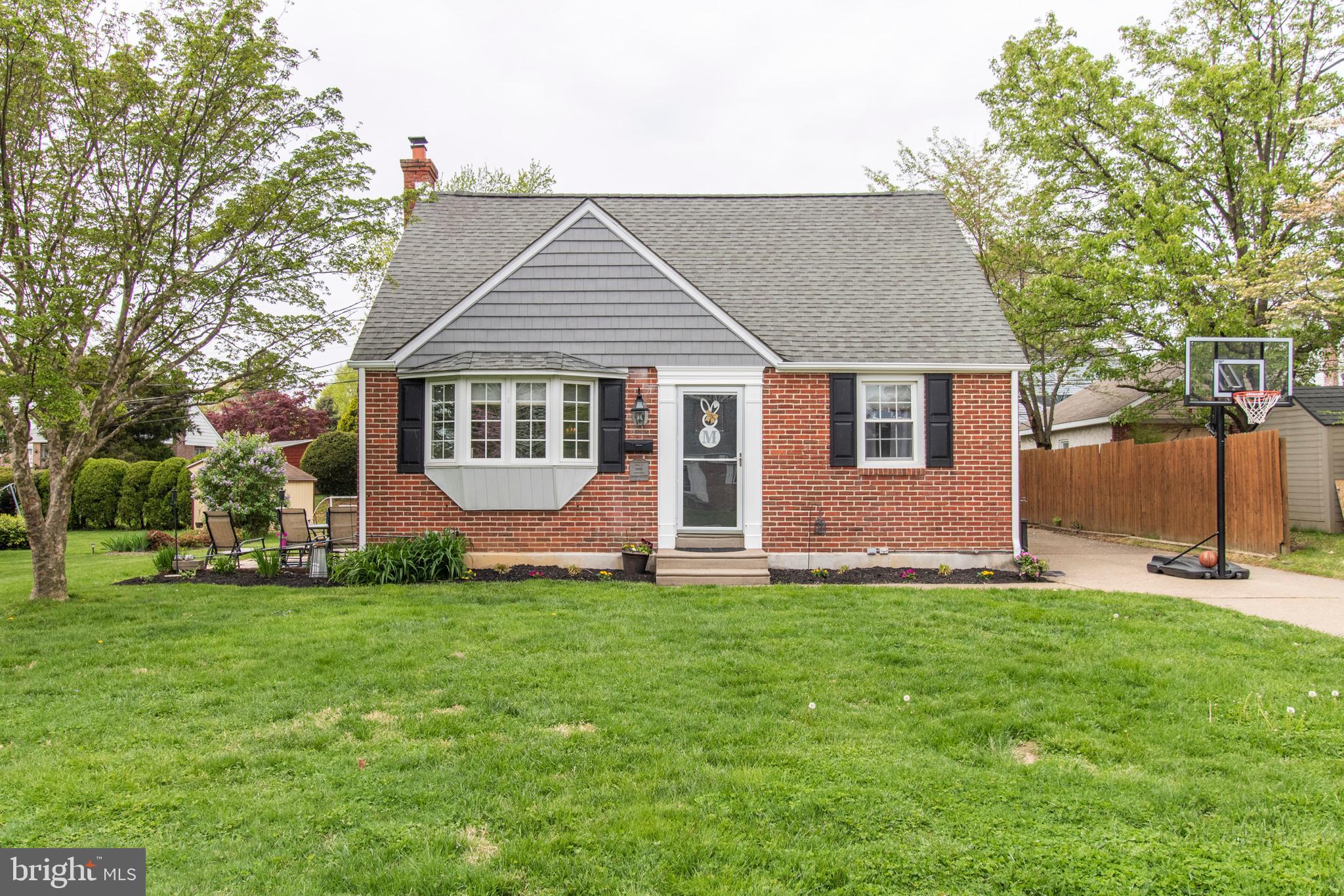 616 Aintree Road Hatboro, PA 19040 - Photo 1 of 34 long driveway