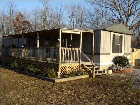 3224 Morgantown Road Caneyville, KY 42721 - Photo 1 of 1 Primary Photo