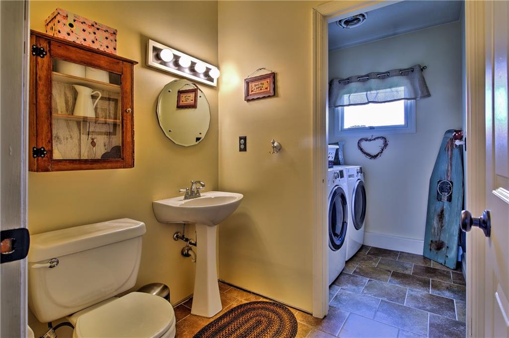 177 Douglass Road Beaver Falls, PA 15010 - Photo 8 of 22 Gallery Image 8