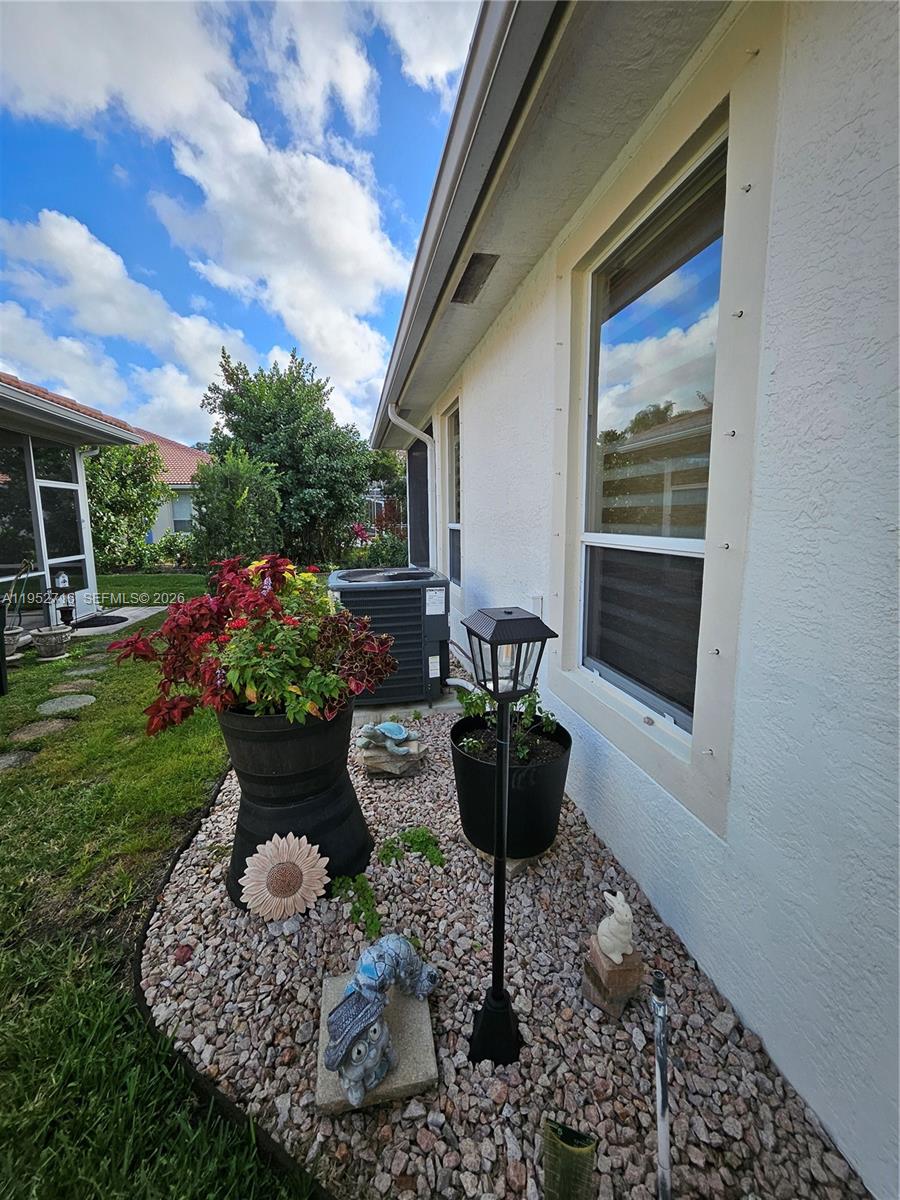 6785 Southeast Warwick Lane Stuart, FL 34997 - Photo 18 of 53