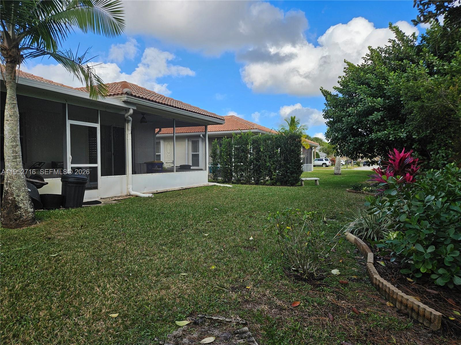 6785 Southeast Warwick Lane Stuart, FL 34997 - Photo 25 of 53 Large yard