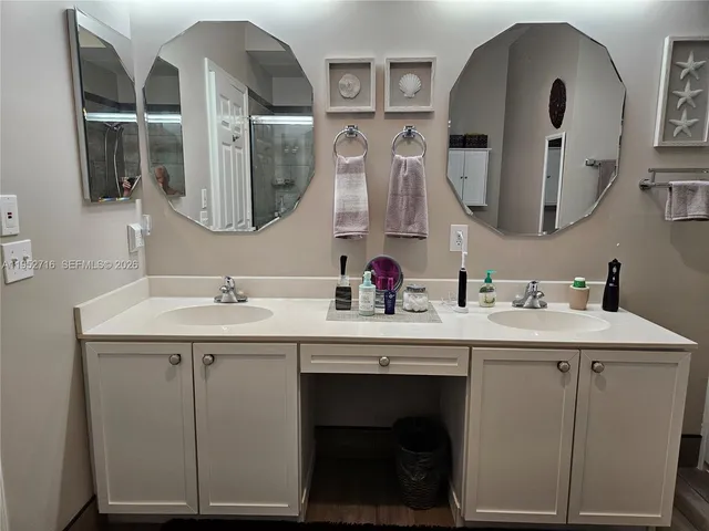 $393,000 | 6785 Southeast Warwick Lane, Stuart, FL 34997