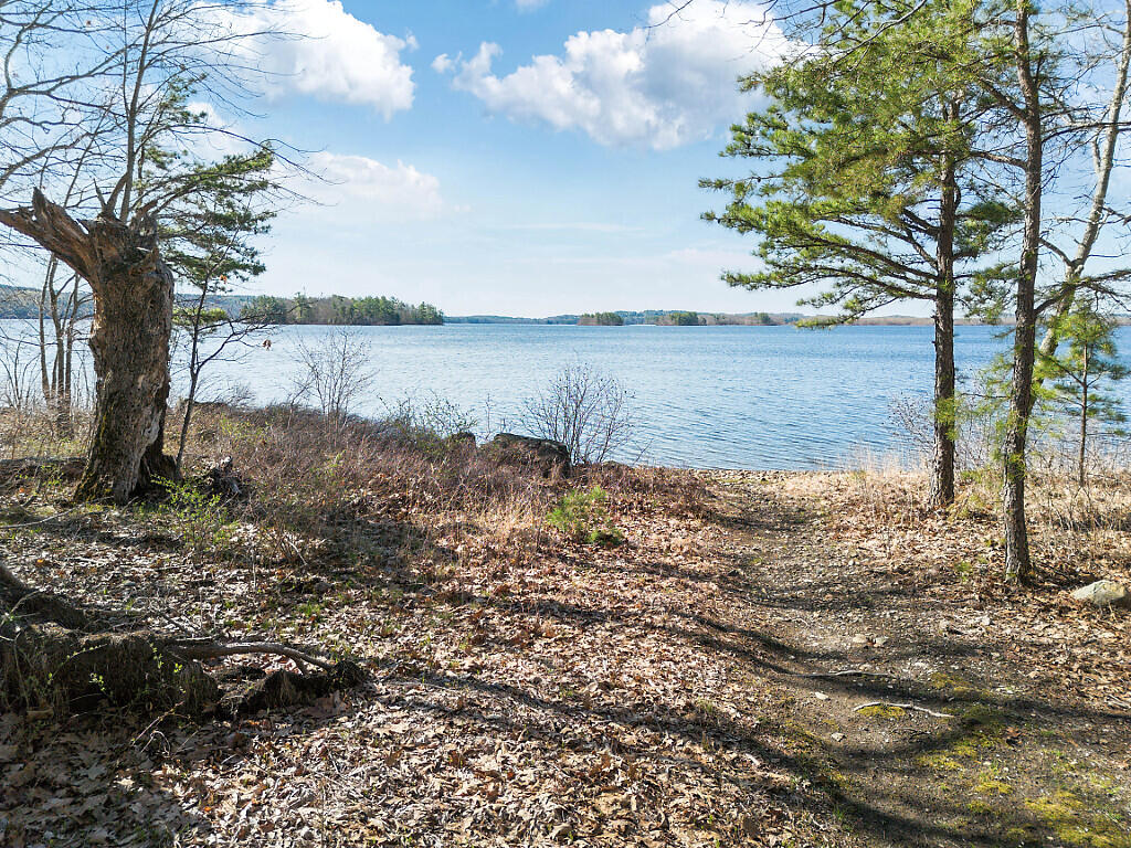 217 Leadbetter Road Wayne, ME 04284 - Photo 9 of 59