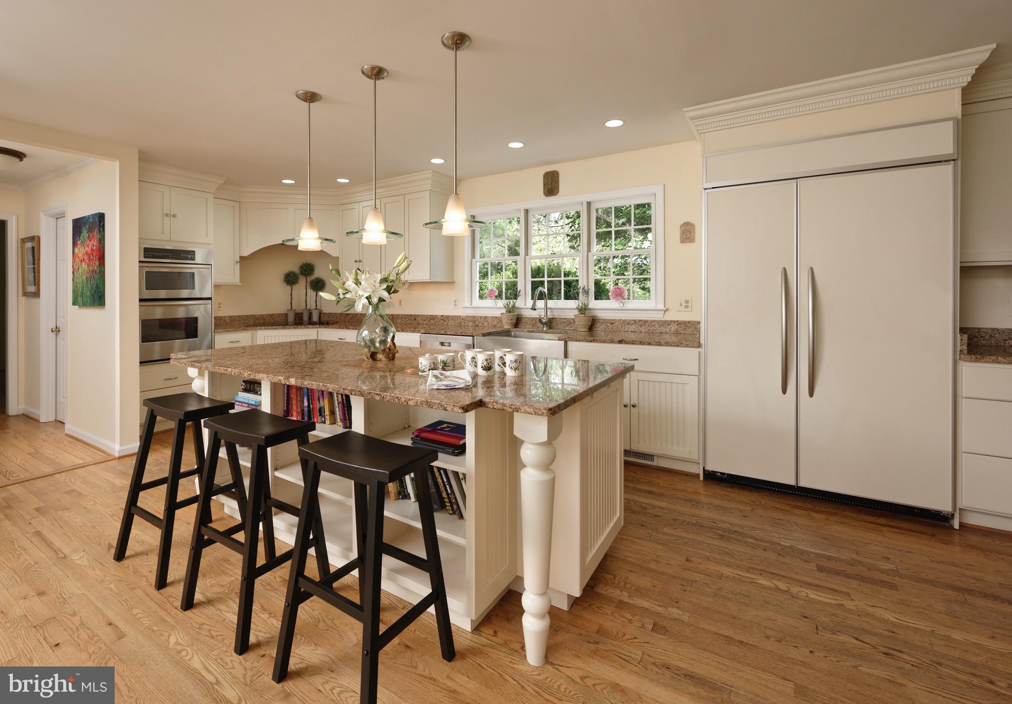 23413 Dover Road Middleburg, VA 20117 - Photo 14 of 73 Kitchen has island and custom cabinetry