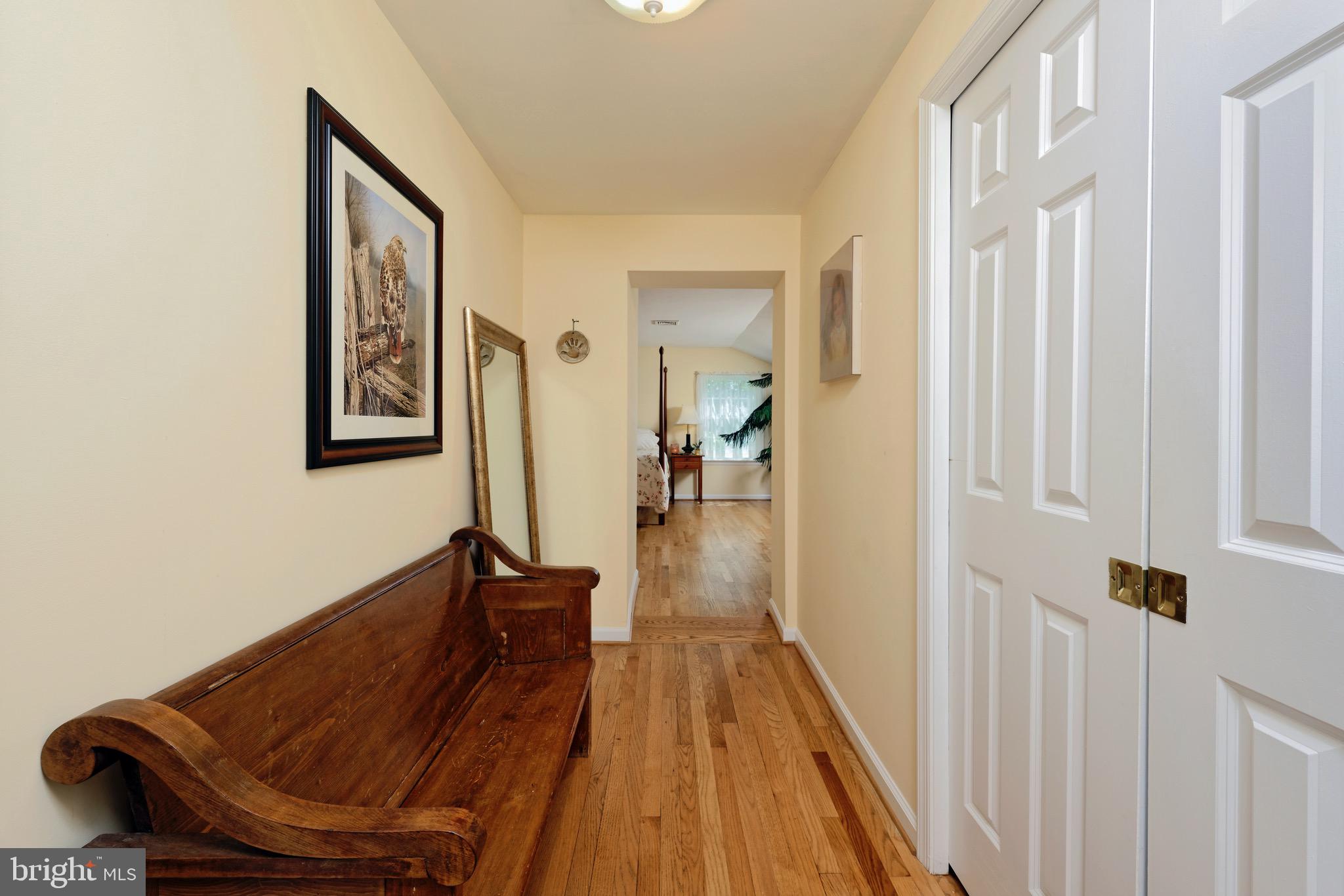 23413 Dover Road Middleburg, VA 20117 - Photo 24 of 73 Hallway to Master Suite has large walk in closet